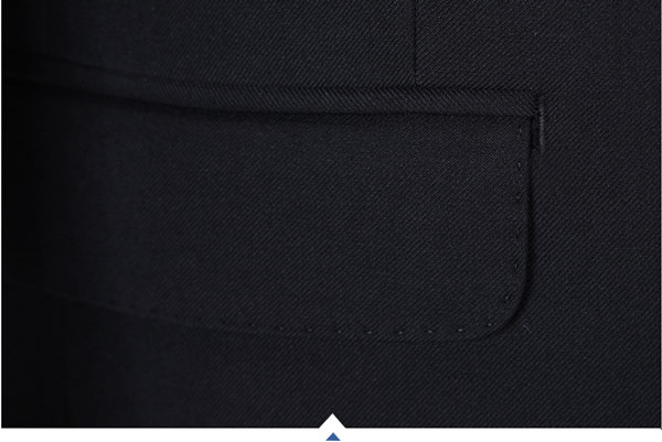 兩?？坌奚戆嬲b定做西服插袋細節(jié)特寫圖